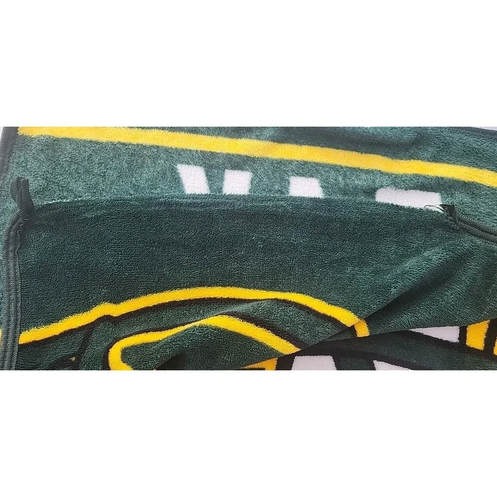 Green Bay Packers Throw 56x42 NFL Football Plush Stadium Blanket Tailgate Green